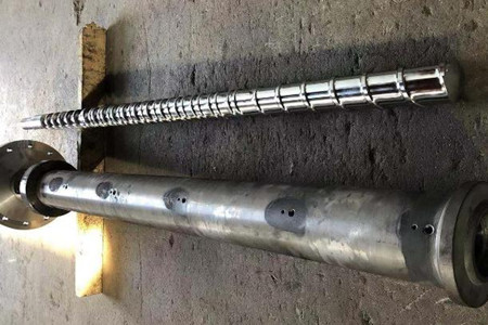 注塑機機筒螺桿使用時需要注意哪些事項？